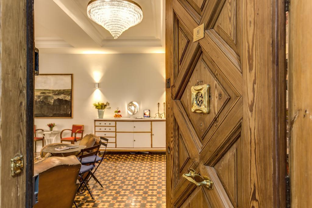 We Boutique Hotel Барселона Экстерьер фото