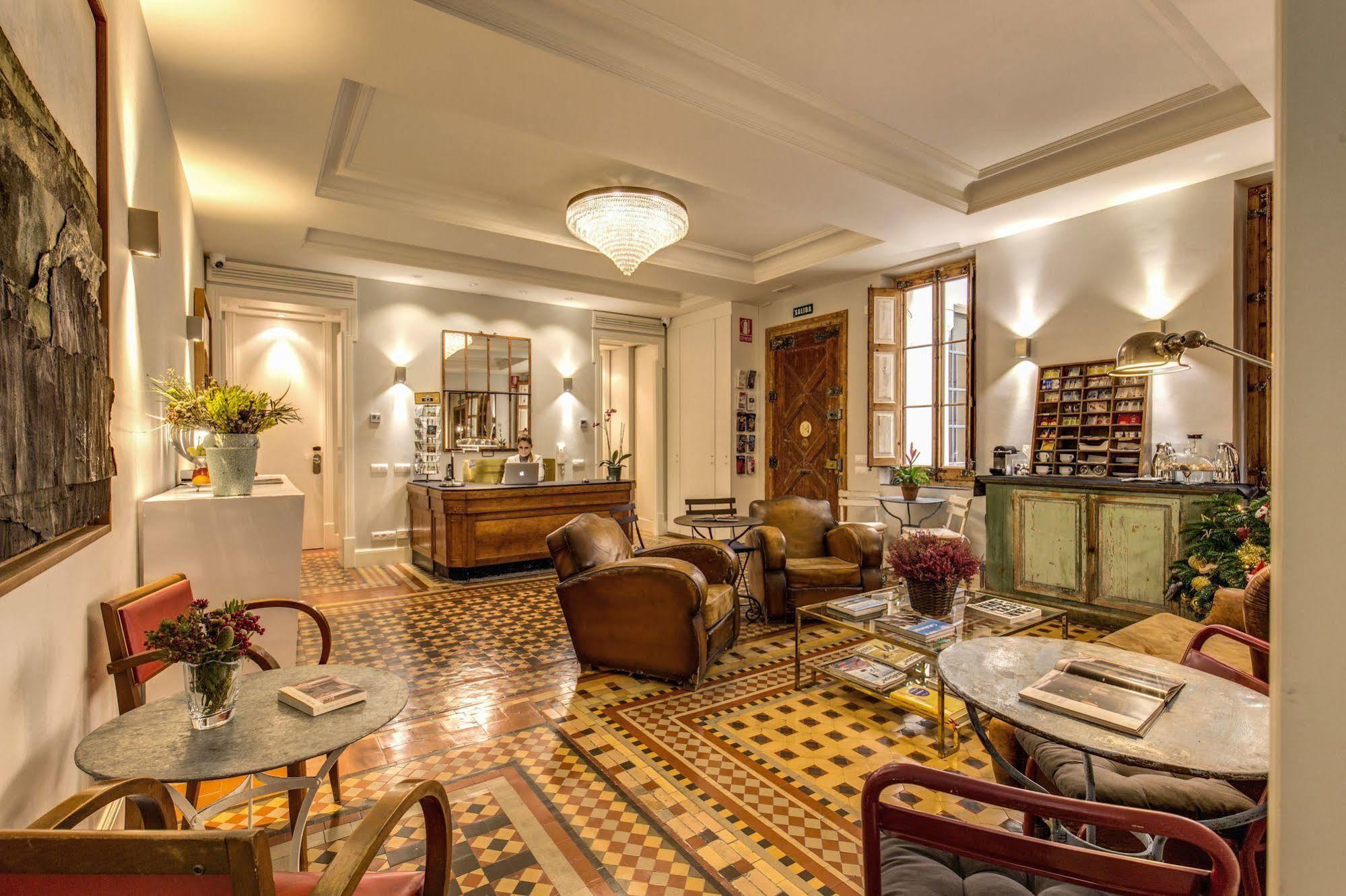 We Boutique Hotel Барселона Экстерьер фото